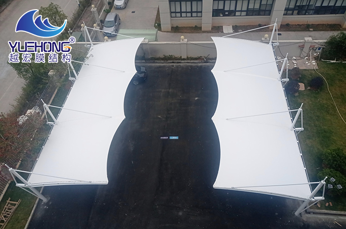 廣東茂名膜結(jié)構(gòu)車棚案例